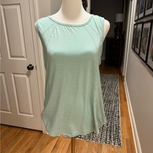 Yogalicious Mint Green Keyhole Back Sleeveless Workout Top